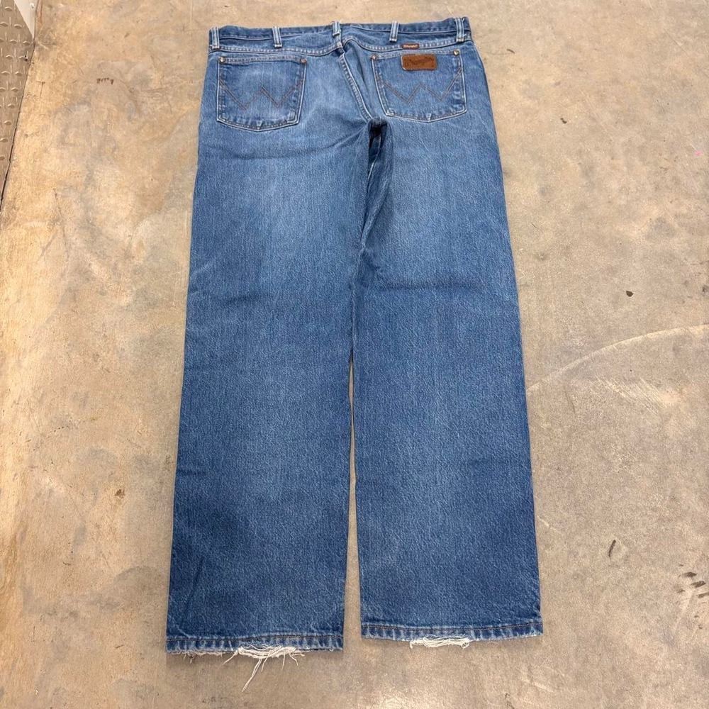 Wrangler Relaxed Fit Baggy Blue Denim Jeans Distressed Hem Y2K Western 38x30